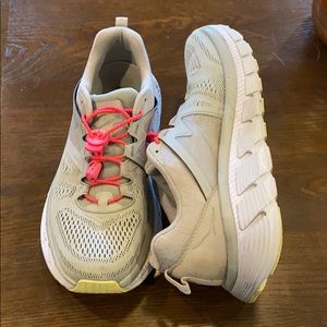Women’s Hoka Gaviota 2 running shoe